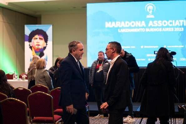 马拉多纳家族在阿根廷成立新协会，推动慈善发展和电影拍摄