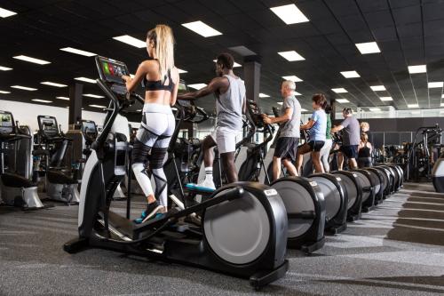 Precor必确商用椭圆机以卓越品质，为锻炼者带来优质健身效果