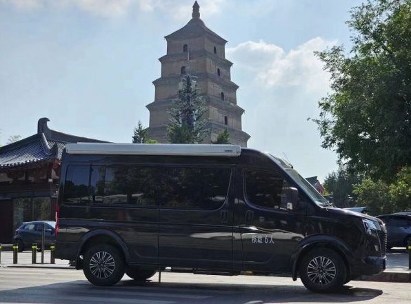 三星游戏电视玄龙骑士Z9即将上市，共同角逐《极限竞速：地平线5》的巅峰境界