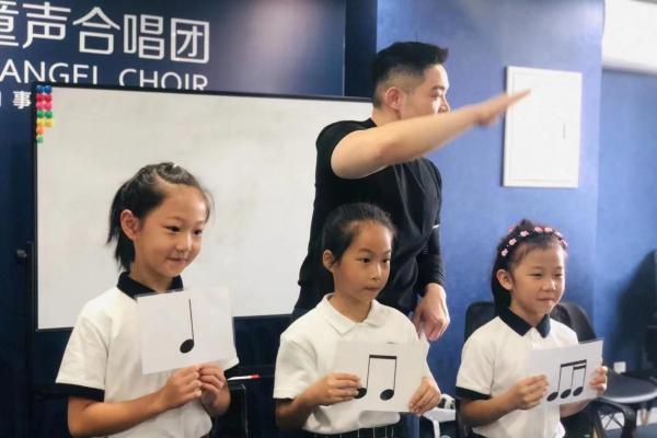 官宣！天使童声合唱团与孙楠合唱的杭州亚运会主题歌曲《同爱同在》正式发布！ 