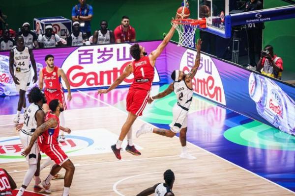 男篮世界杯小组赛首轮完结，百岁山继续助威中国男篮直通巴黎奥运会
