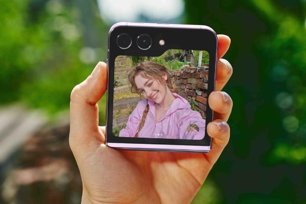 影像功能出色 三星Galaxy Z Flip5 让手机摄影出片更简单