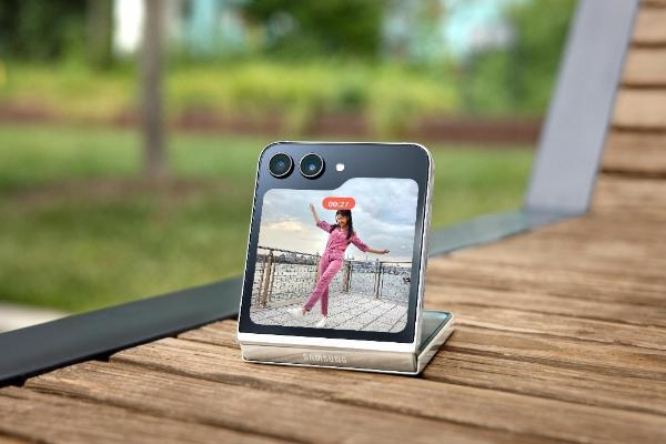 折叠形态助你释放灵感 三星Galaxy Z Flip5带来个性化拍摄体验 