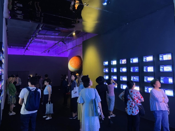 把星辰大海装进美术馆，华熙国际赵燕打造“宇宙级”展览