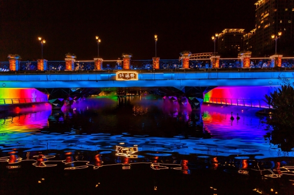 坐游船 赏夜景 戏剧杀！海上倒计时X亮马河游船跨界联动 等你来打卡