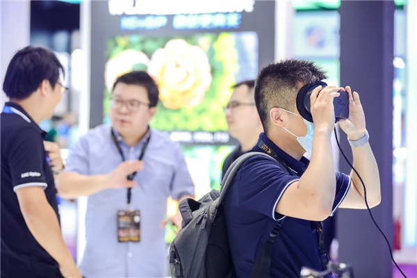 辰瑞光学亮相中国光博会，WLG玻璃透镜、车载、XR等众多尖端产品亮相
