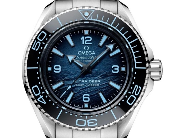 欧米茄海马系列Seamaster in Summer Blue，奏响蓝色狂想曲