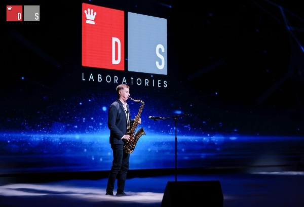 DS LABORATORIES 首次在中国亮相，为中国消费者带来美国实验室专研的护发新科技。