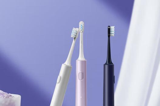 2023口腔护理行业趋势发布：新品数量增39% 独立包装牙线增12倍 白桃婴童牙膏增3倍