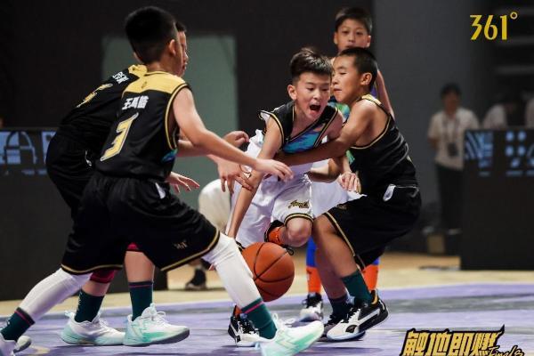 中国职业篮球名宿吕晓明：携手361°助力“中国热爱，薪火相传”