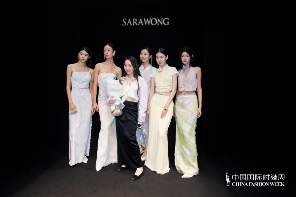 SARAWONG S/S 2024 瓷·韵 Rhythm Of China