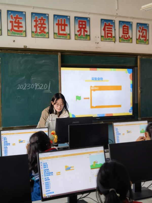  雪域童年｜DFRobot志愿者走进宁夏中卫支教活动带来趣味编程体验