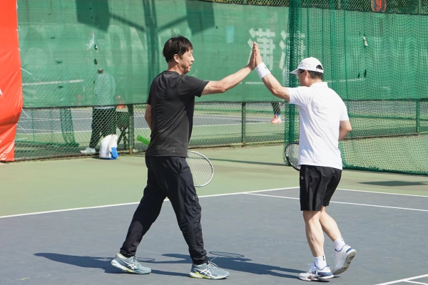 “激情燃梦想，礼赞颂华章”——武汉体育学院70周年校庆网球赛完美收官