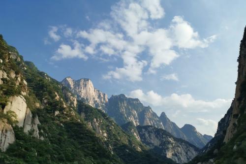 2023中国攀岩自然岩壁系列赛（陕西渭南华山站）再战华山 