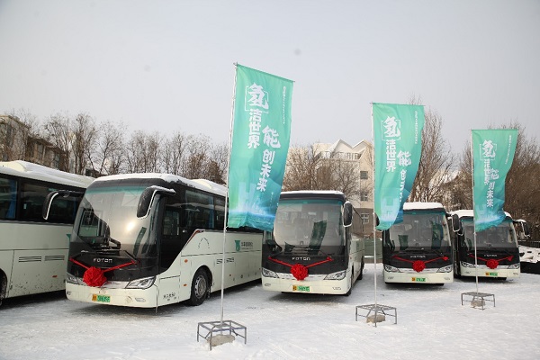 氢情助力 绿色亦城丨福田欧辉氢燃料客车批量交付北京氢时代