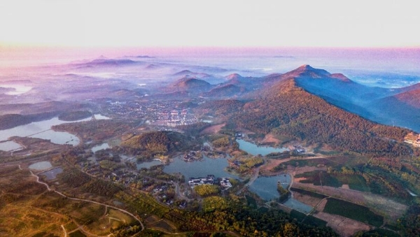  旅居纪实：金坛茅山一道风景线 诚信典型在身边