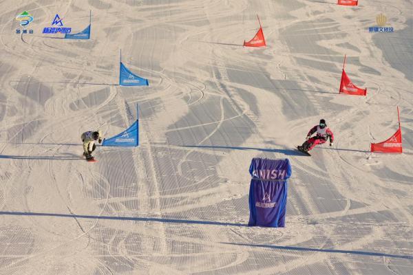 新疆热雪节之平行大回转比赛正式开赛，看点满满