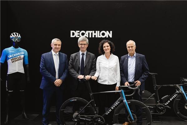迪卡侬签约AG2R LA MONDIALE自行车车队