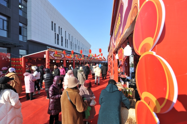 辽宁首届乡村“喜晚 ” 将快乐文化带给全国观众