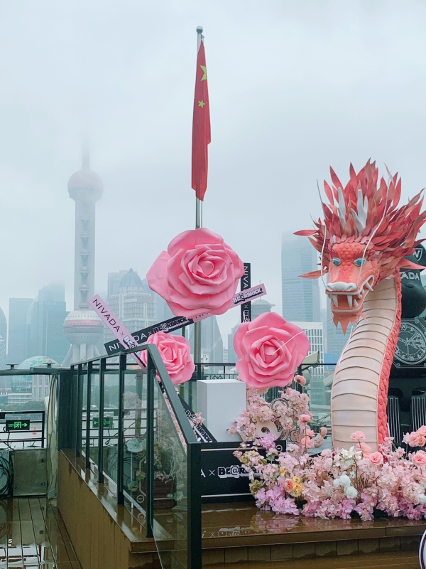 外滩斯沃琪和平饭店艺术中心打卡沪上繁花