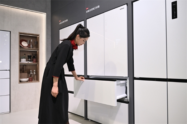 日立“空间大师” 嵌入PRO系列法式四门冰箱 守护食材新鲜与营养