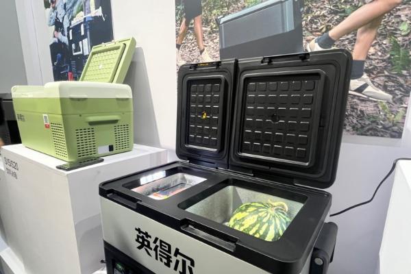 英得尔车载冰箱亮相COSP2024深圳国际户外展