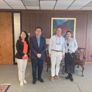 凤凰汽车CEO彭小峰畅谈PEV发展 收购Proterra成为美最大商用电动车商