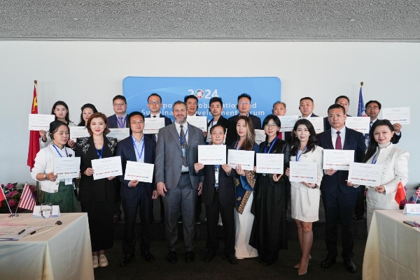 在联合国总部代表中国品牌签署宣言，获得国际行业影响力大奖，4岁的PMPM凭什么？
