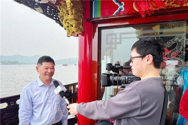 心遇App协办西子爱情公益活动 杭州市民政局、婚姻协会专家在线解惑