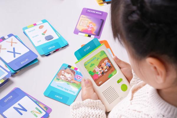 斑马推出英语闪卡机：一站式英语阅读启蒙方案 专为2-4岁阅读准备期