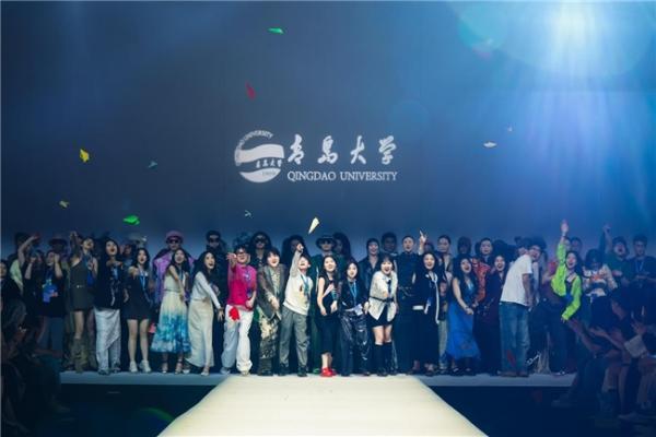 中国国际大学生时装周盛典｜聚焦“大生命”，QU创“新Young”