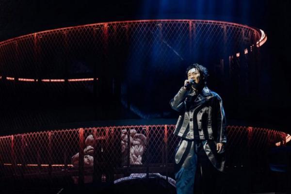 为确保最佳演出质量，陈奕迅佛山演唱会确认延期至明年1月 