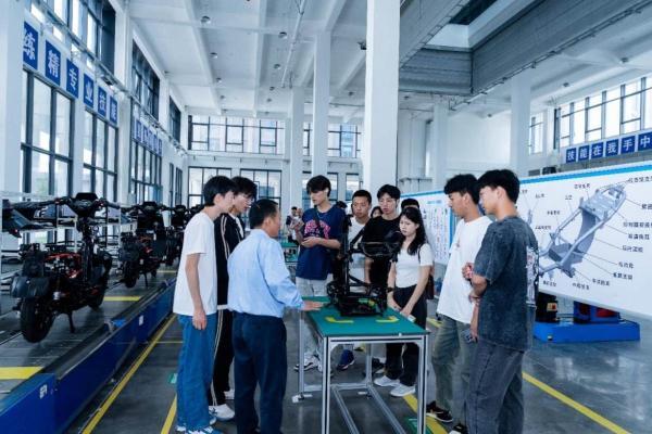 重庆现代制造职业学院：“订单式”培养，助力学生“精准化”就业