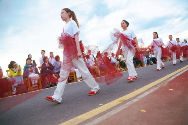 欧莱雅“美丽事业，美好人生”美妆公益培训项目开启十年新篇章