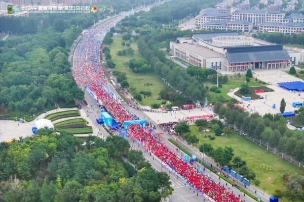 十年宁马 | 13000跑者用青春脚步丈量黄河金岸美丽吴忠