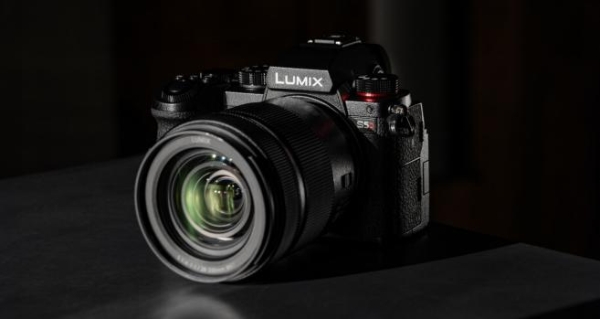 松下推出升级型号LUMIX S5D，适配大疆 LiDAR 自动对焦 