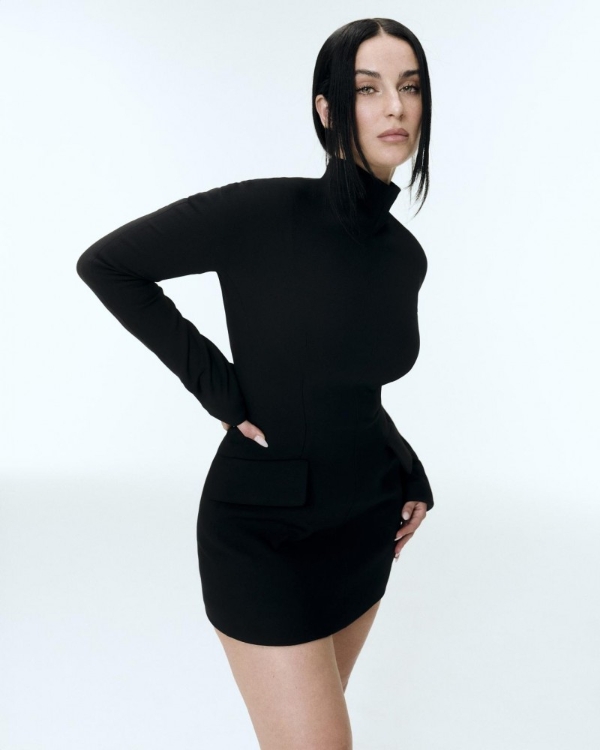 SPORTMAX 2024 秋冬 KLEPSYDRA 系列：四位精英女性的时间故事