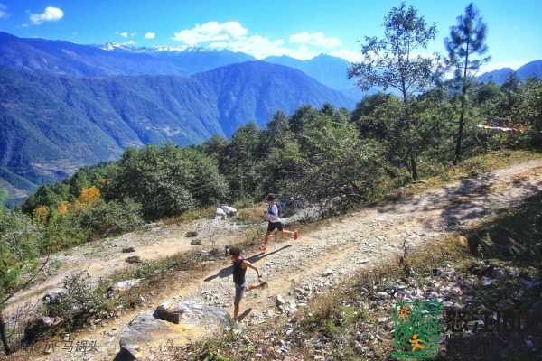 直面神山，怒江100越野跑众选手开启极致征程！