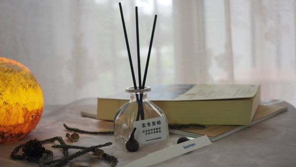 爱伯馨发布秋冬香氛新品,以自然之香礼赞四季