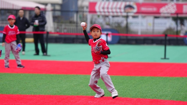  热血激战，MLB CUP落地双城掀开火热棒球篇章