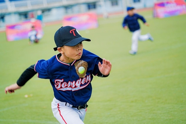  热血激战，MLB CUP落地双城掀开火热棒球篇章