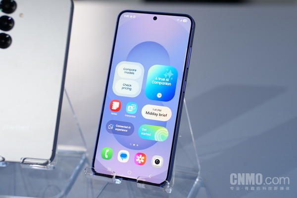  三星Galaxy S25系列上手：更精致的外观 更全面的AI