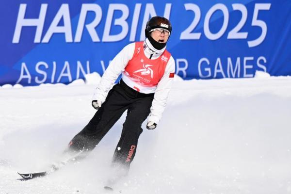 从东北雪场到世界之巅，18年坚守终成“雪上先锋”