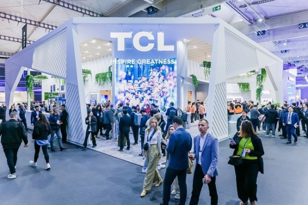 科技风向标！TCL实业携全新智能移动通讯产品闪耀MWC 2025