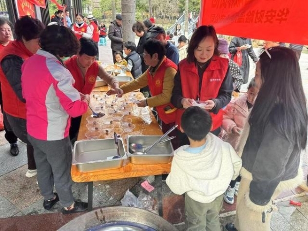  华安保险节日期间送温暖，以多样化活动践行企业责任 