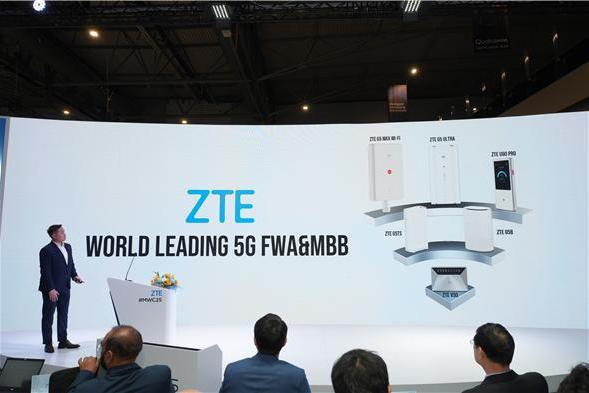 中兴通讯移动互联终端亮相MWC2025 AI、5G-A新品三剑齐发