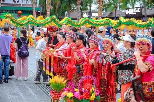  乙巳蛇年三亚民间龙王祭俗非遗活动 在大小洞天景区隆重举行