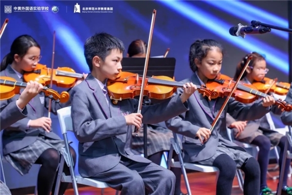 “脑科学+个性化”如何培养人才？黄埔中黄给出答案