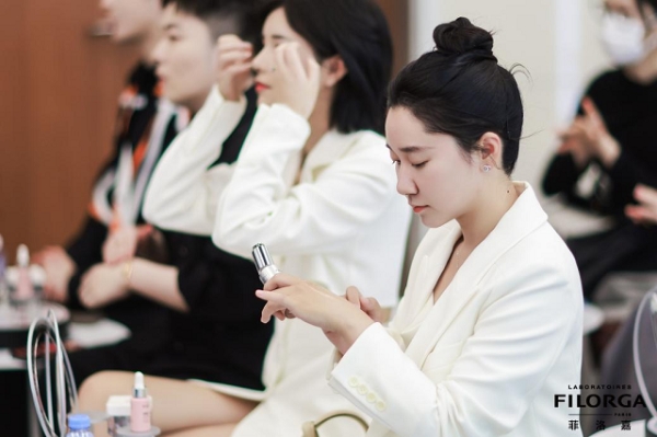 Filorga菲洛嘉全新NCEF 2.0 以“超水光小针管”开启水光抗老新征程