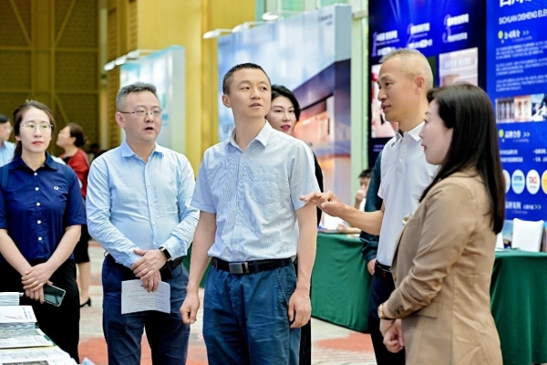  金茂绿建与成都房协共启绿色人居新篇章 科技赋能打造未来“好房子”